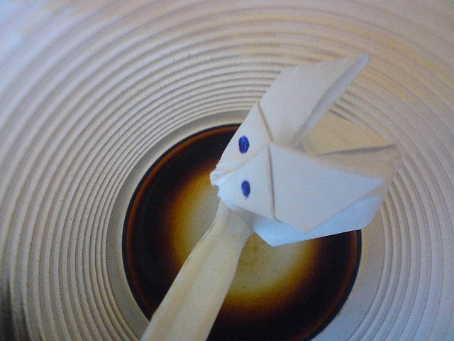 Cafeinorabbit, le lapin qui boit dans ton verre.