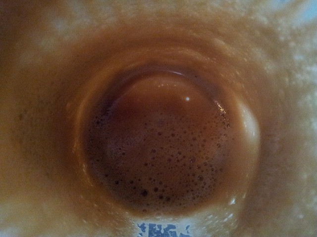 3 gobelets de caféine