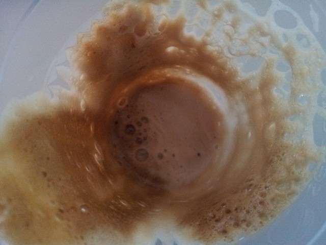 4 gobelets de caféine
